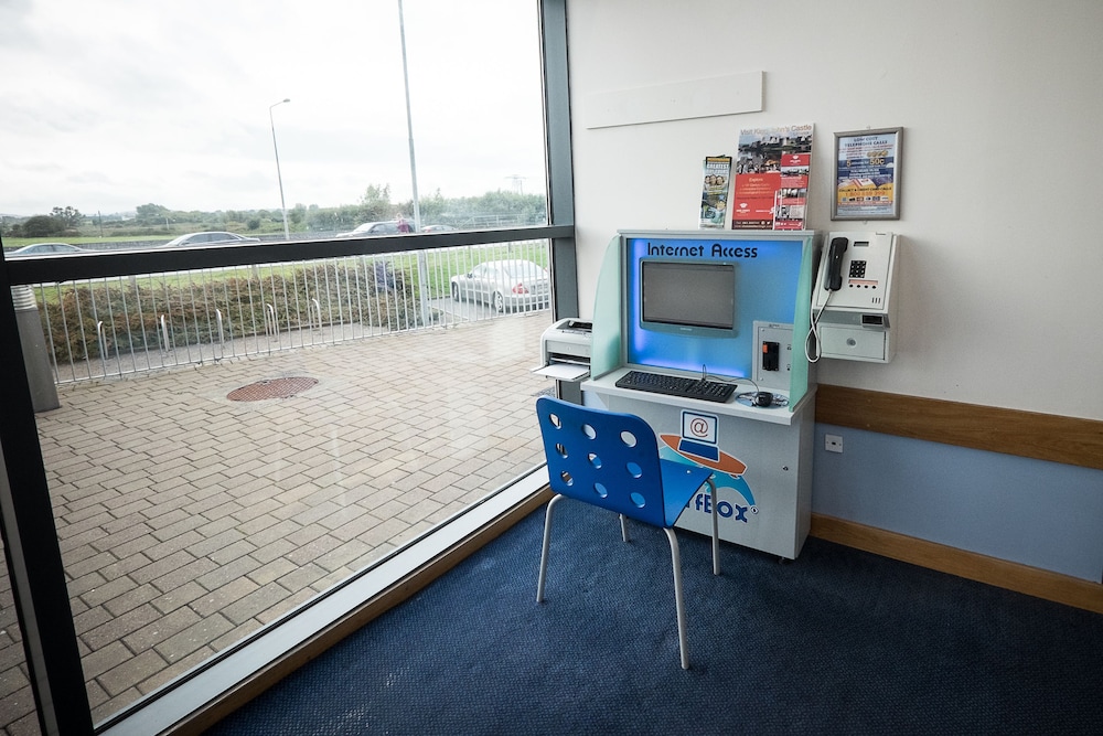 Travelodge Limerick Castletroy 12/44