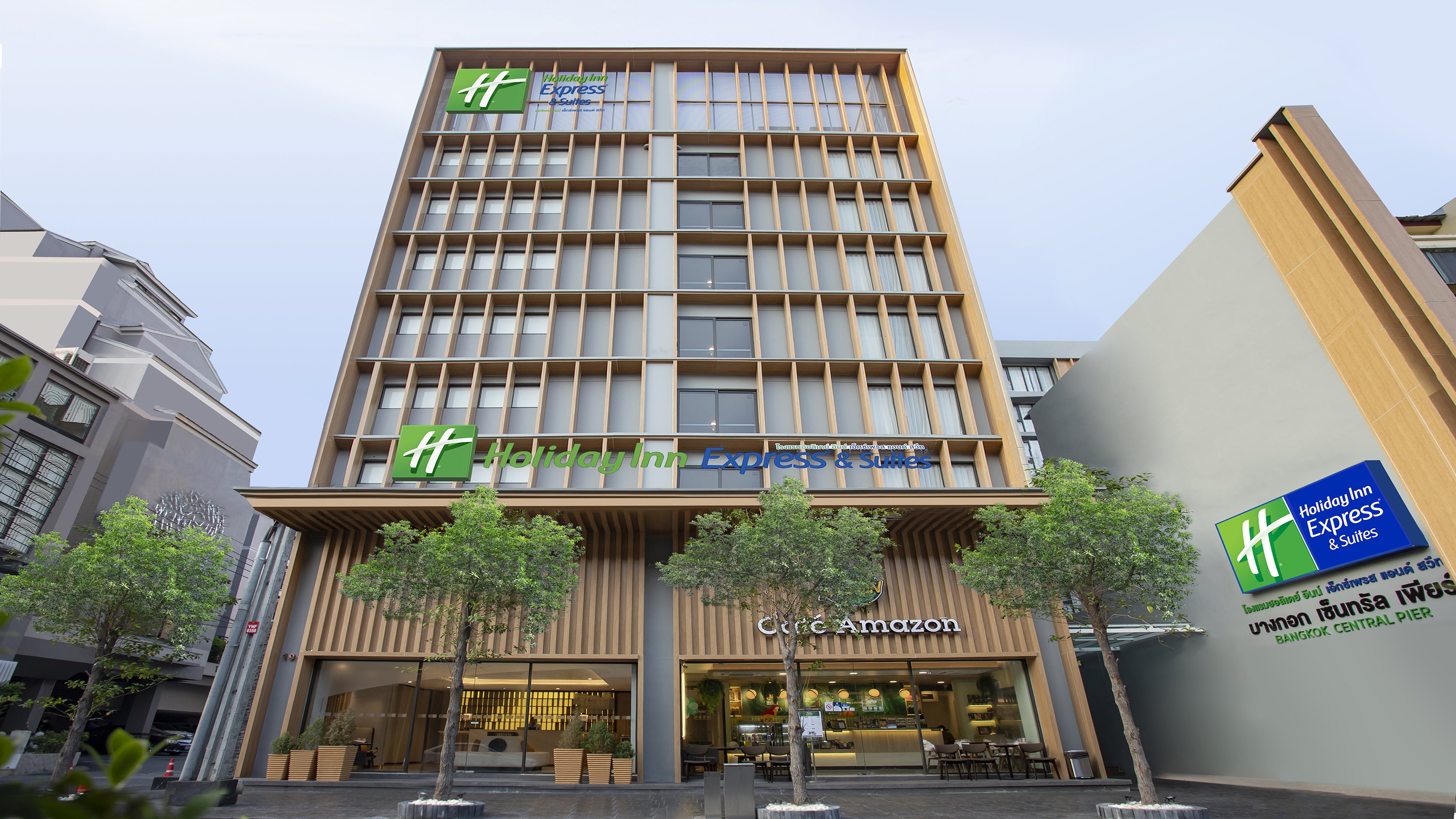 Holiday Inn Express & Suites Bangkok Central Pier 1/38