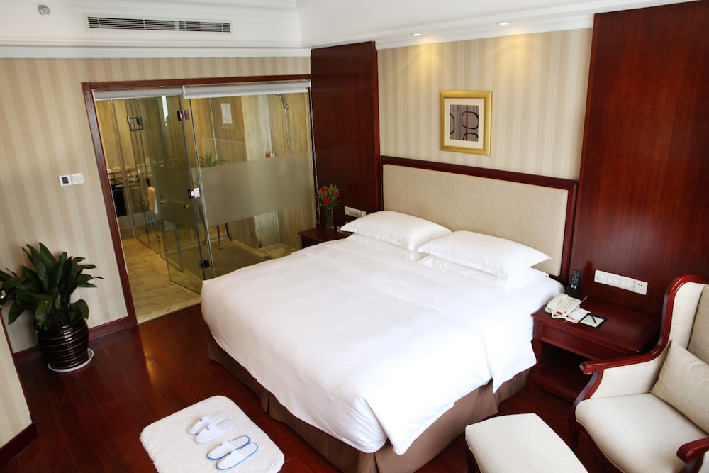 Qingdao Enrichee Gloria Plaza Hotel 10/29