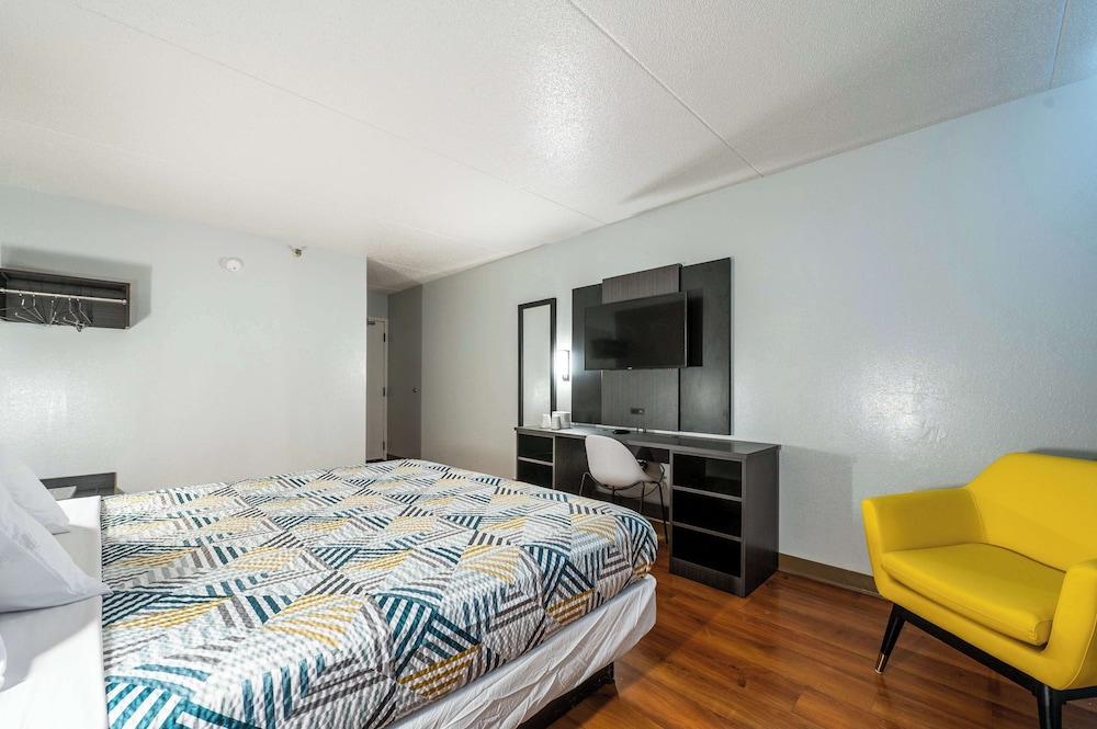 غرفة ديلوكس بسرير مزدوج، Motel6 Branford, CT - New Haven 7/10