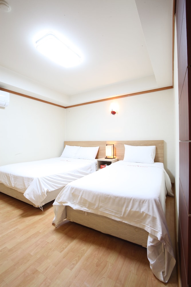 Hotel Angel 21/50