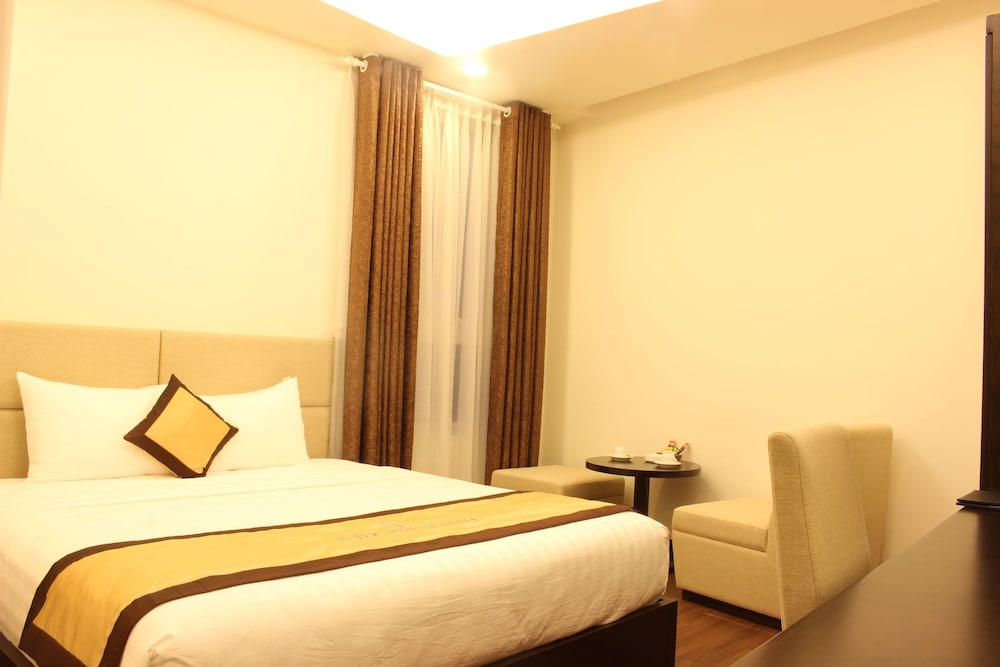 International Hotel 26/63