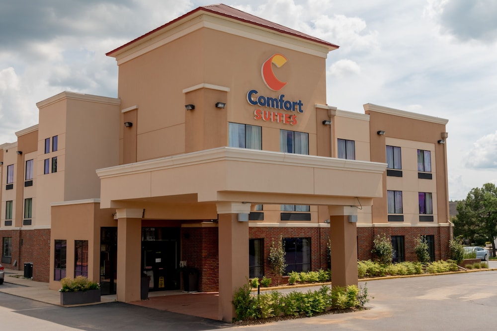 Comfort Suites Natchitoches, LA 1/48