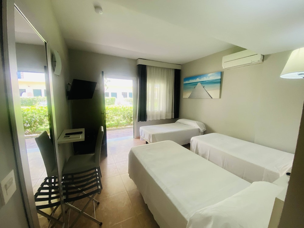 Hotel Los Jazmines 26/69