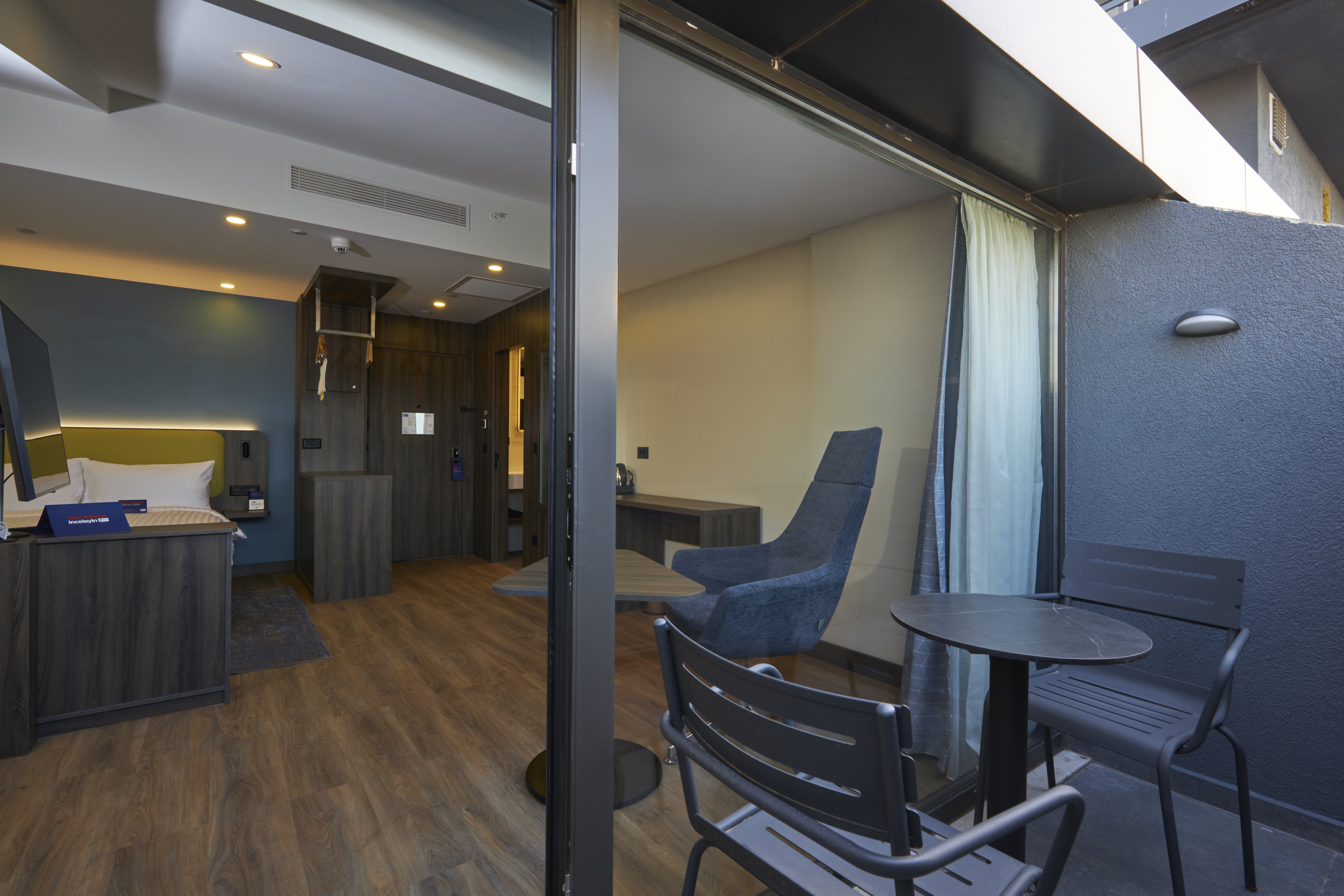 Holiday Inn Express Istanbul - Airport Arnavutkoy 30/50