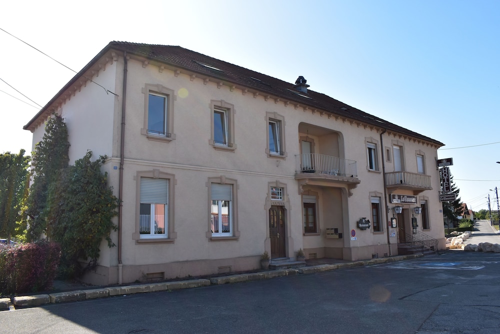 Private & Comfortable Apartments 2/51