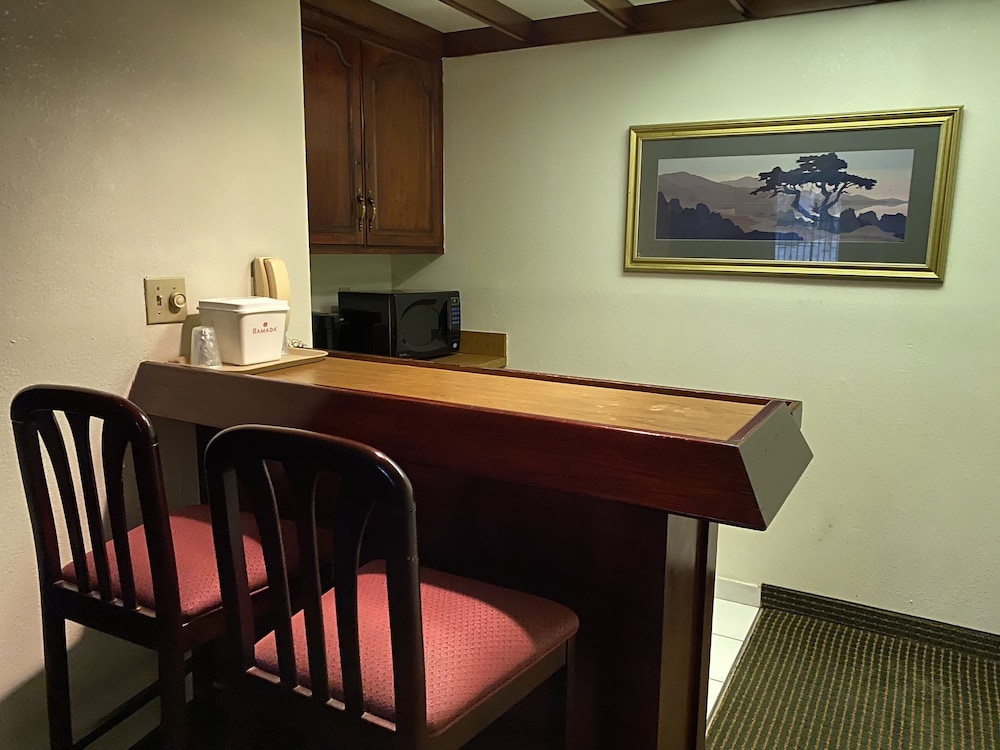 Ramada By Wyndham Walterboro 28/30