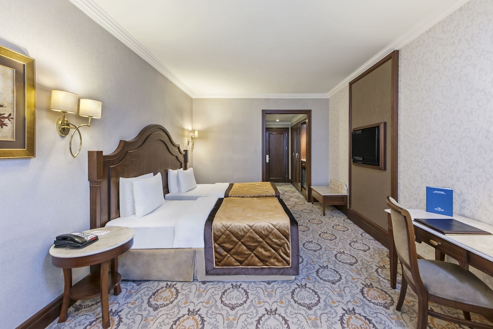 Elite World Van Hotel 13/48