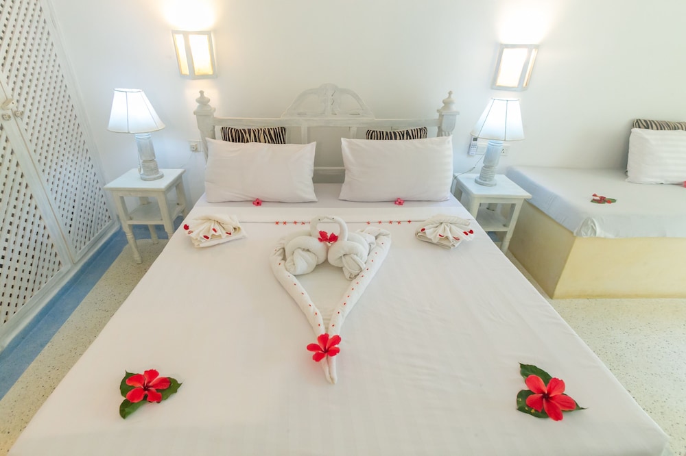 Sun Palm Beach Resort 50/50