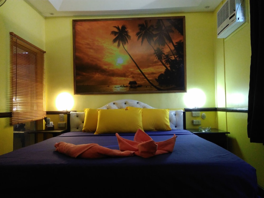 Mango's Beachfront Resort 22/69