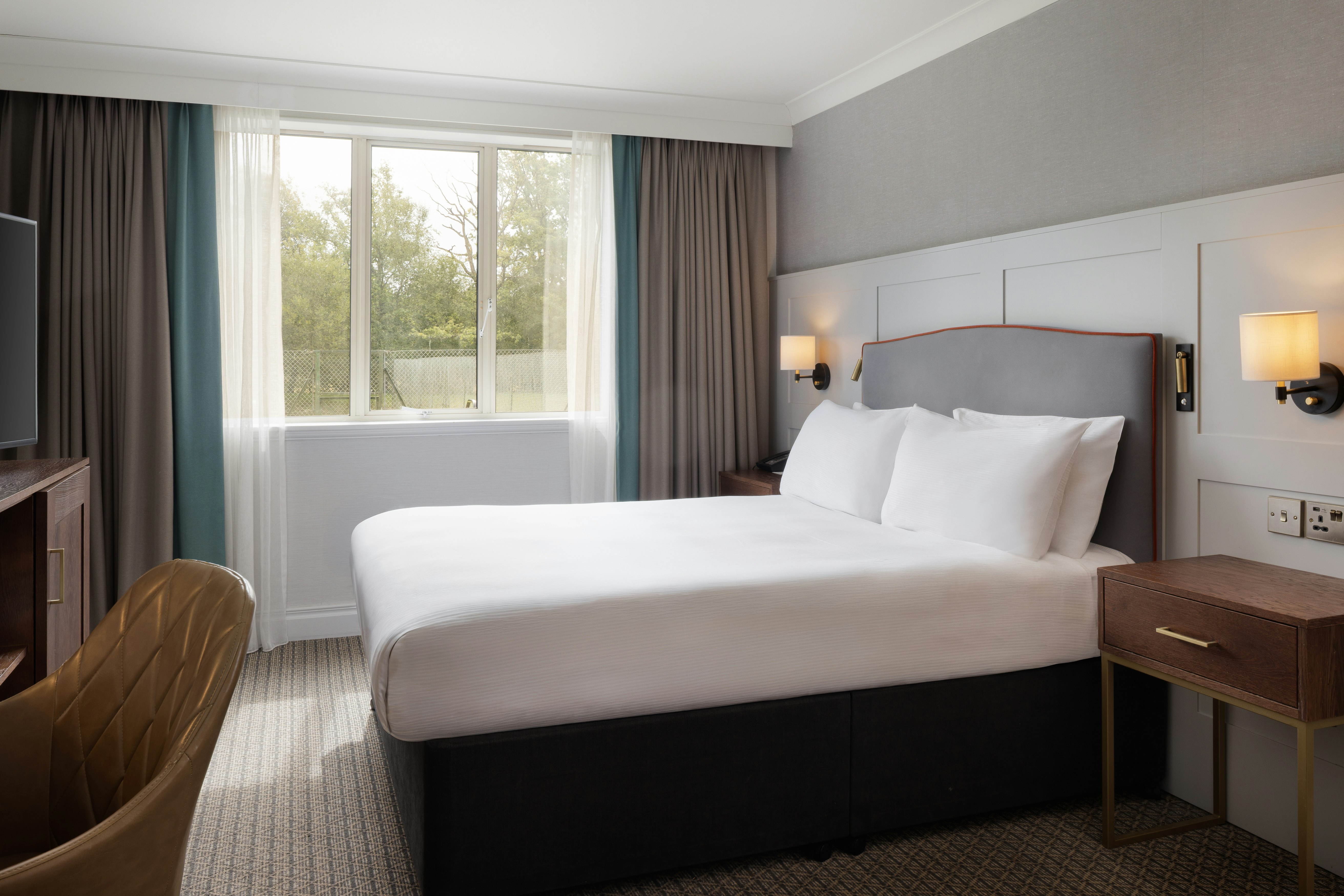 غرفة بسرير كوين، DoubleTree by Hilton St Anne's Manor 12/16