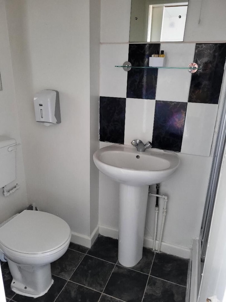 North Parade Seafront Accommodation 45/50