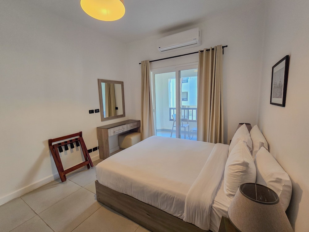 Palma Hotel Port Said 24/58