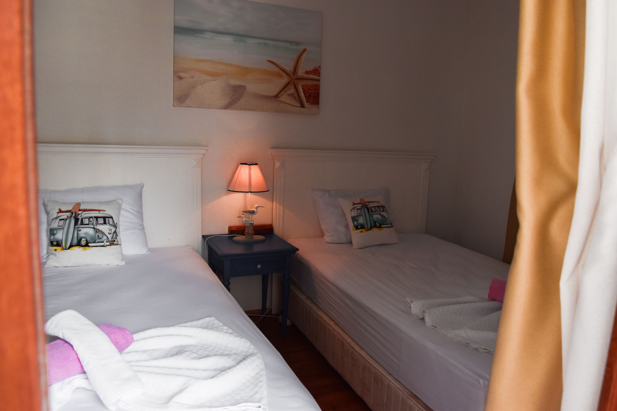 STANDARD, TWIN BEDS, BALCONY