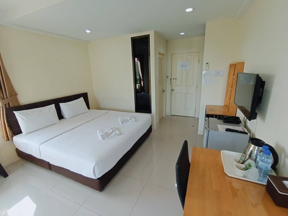 Sasi Nonthaburi Hotel And Apartment 28/57