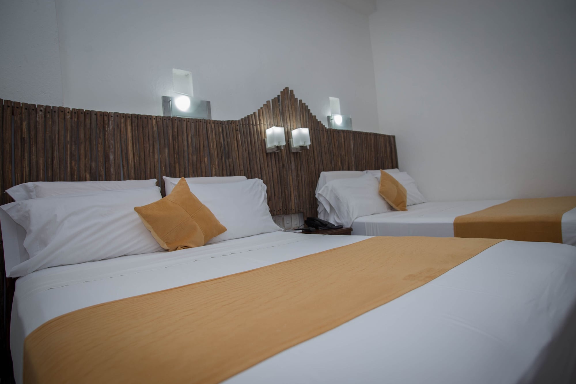 SUPERIOR, 2 QUEEN BEDS