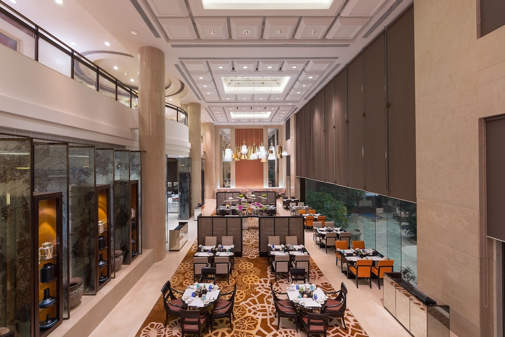 Sheraton New Delhi 23/40