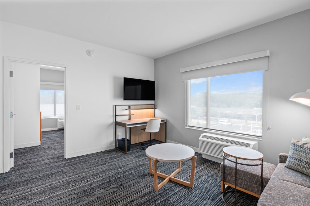 TownePlace Suites Jacksonville Airport 33/57