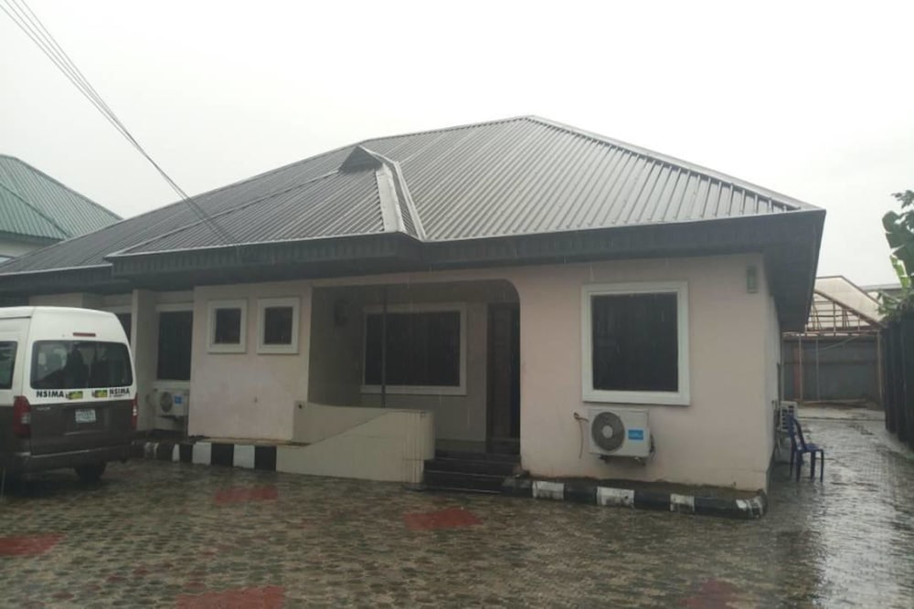 House 1759 1/3