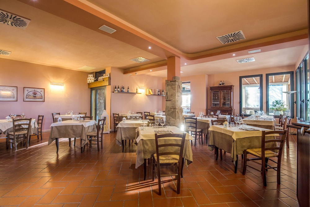 restaurant-cafeteria