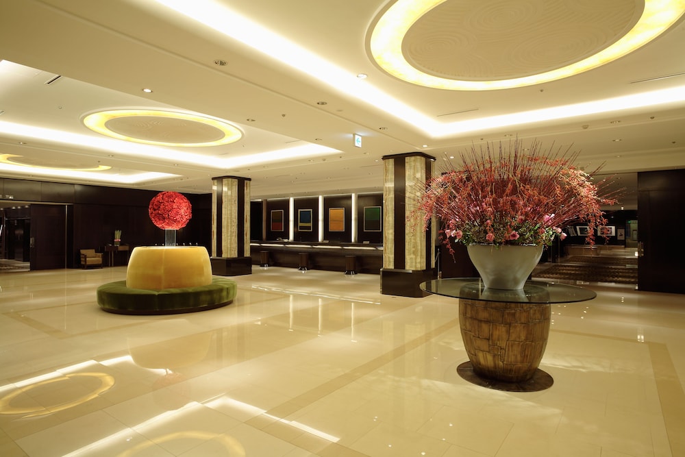 Sapporo Grand Hotel 5/50