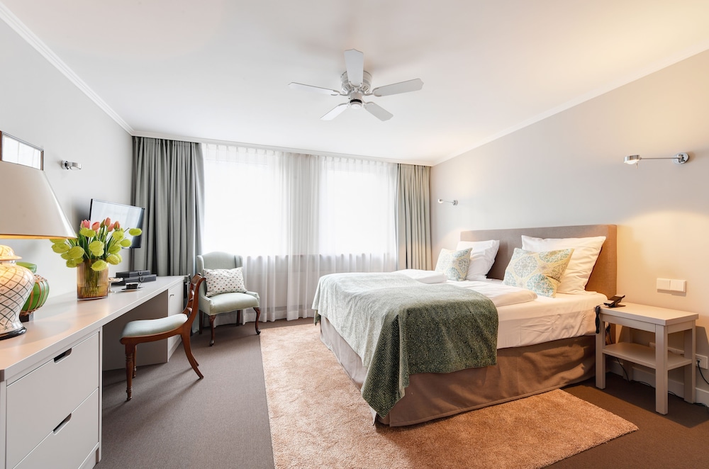 Admiral Hotel 15/33