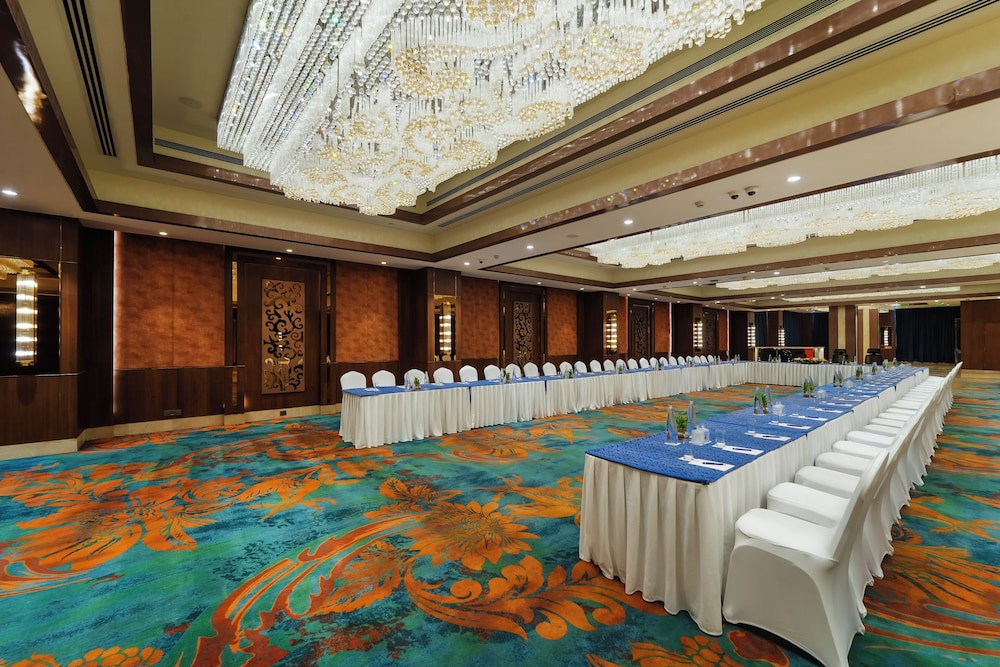 Radisson Blu Towers Kaushambi Delhi NCR 39/45