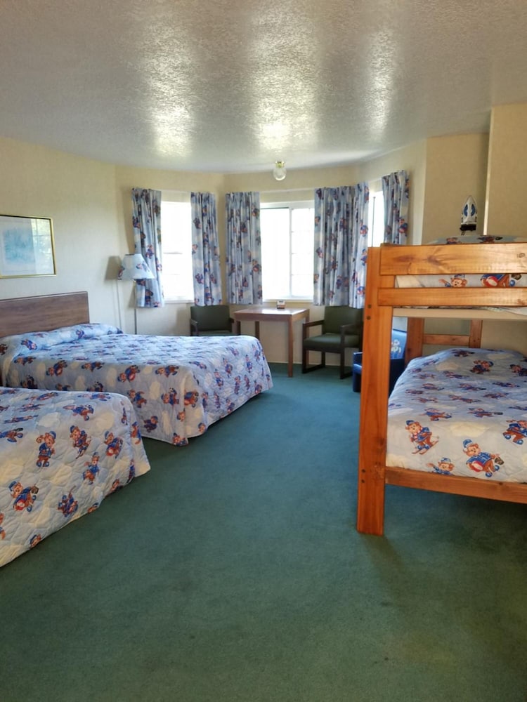 Great Lakes Inn 26/62