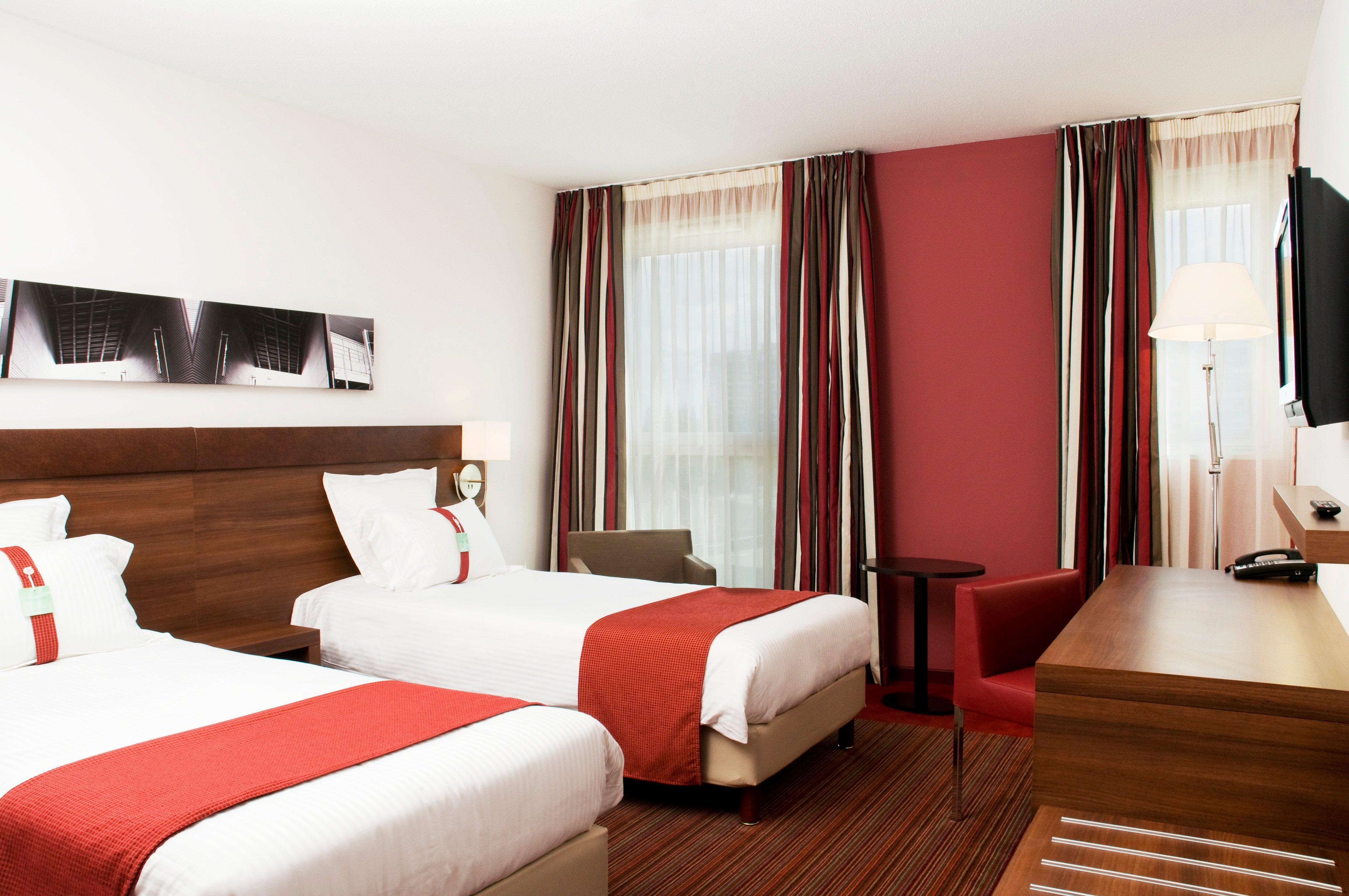 Room, Twin Beds