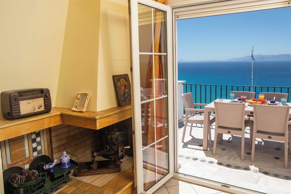 Garbis Villas 41/50