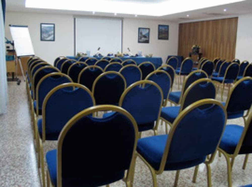 Hotel Piroga Padova 41/50