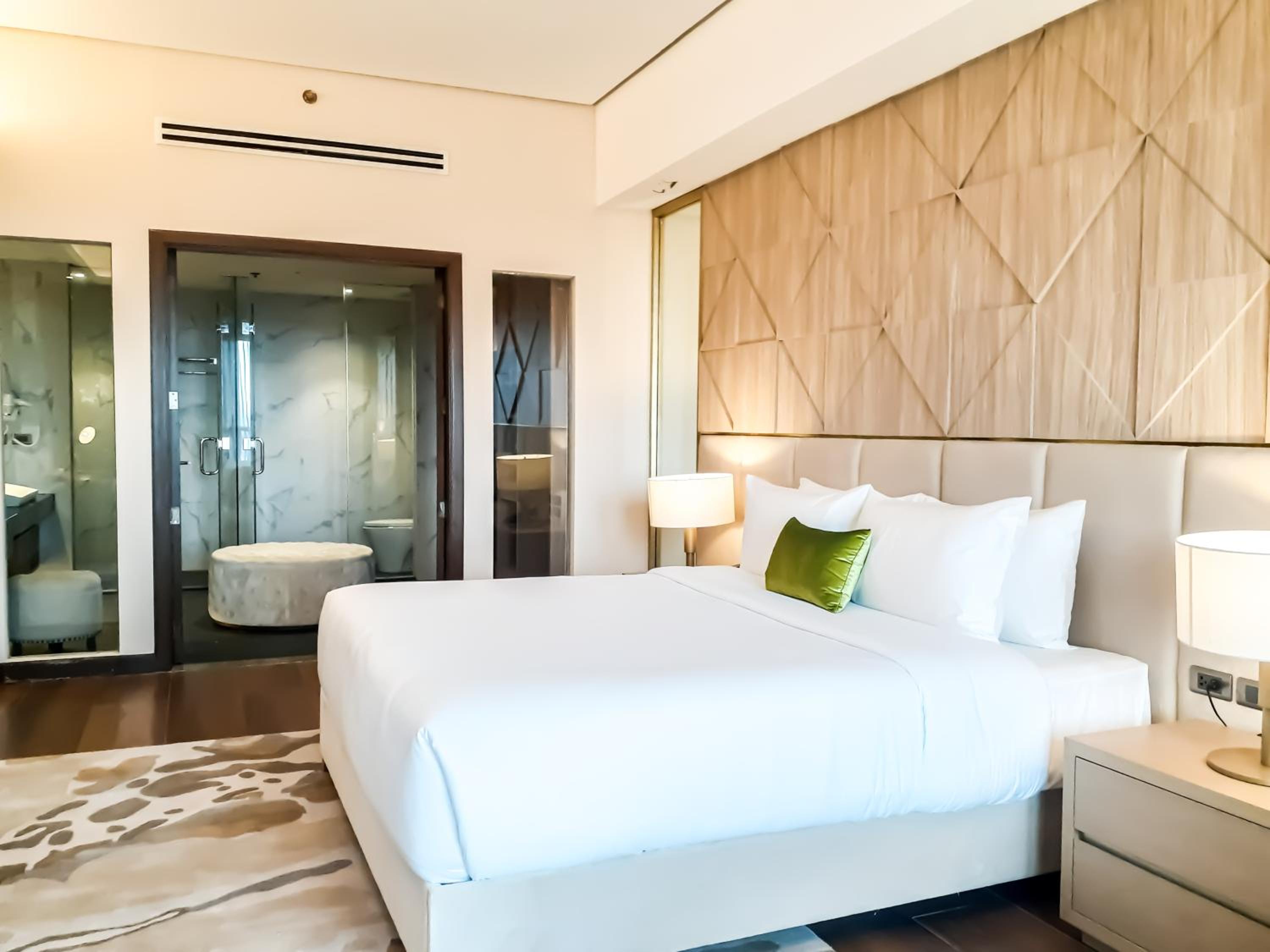 The Excelsior Hotel Las Pinas 9/50