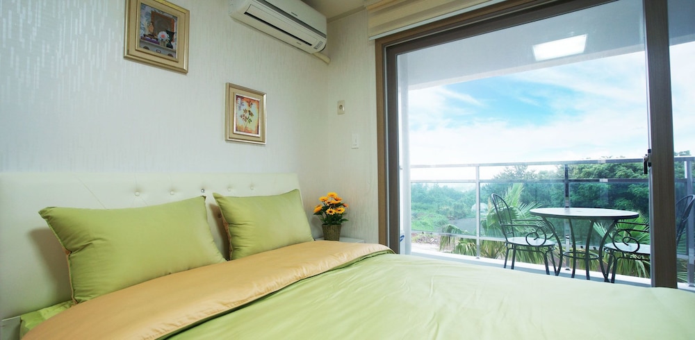 Jeju J Pension 24/37