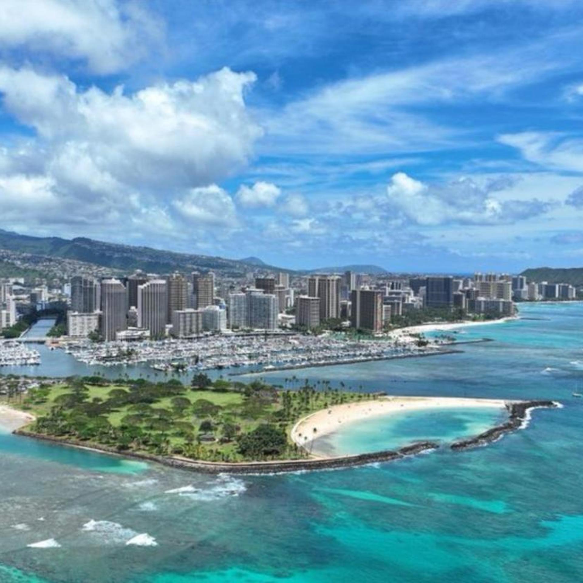 Ala Moana Hotel by Final Form 20/24