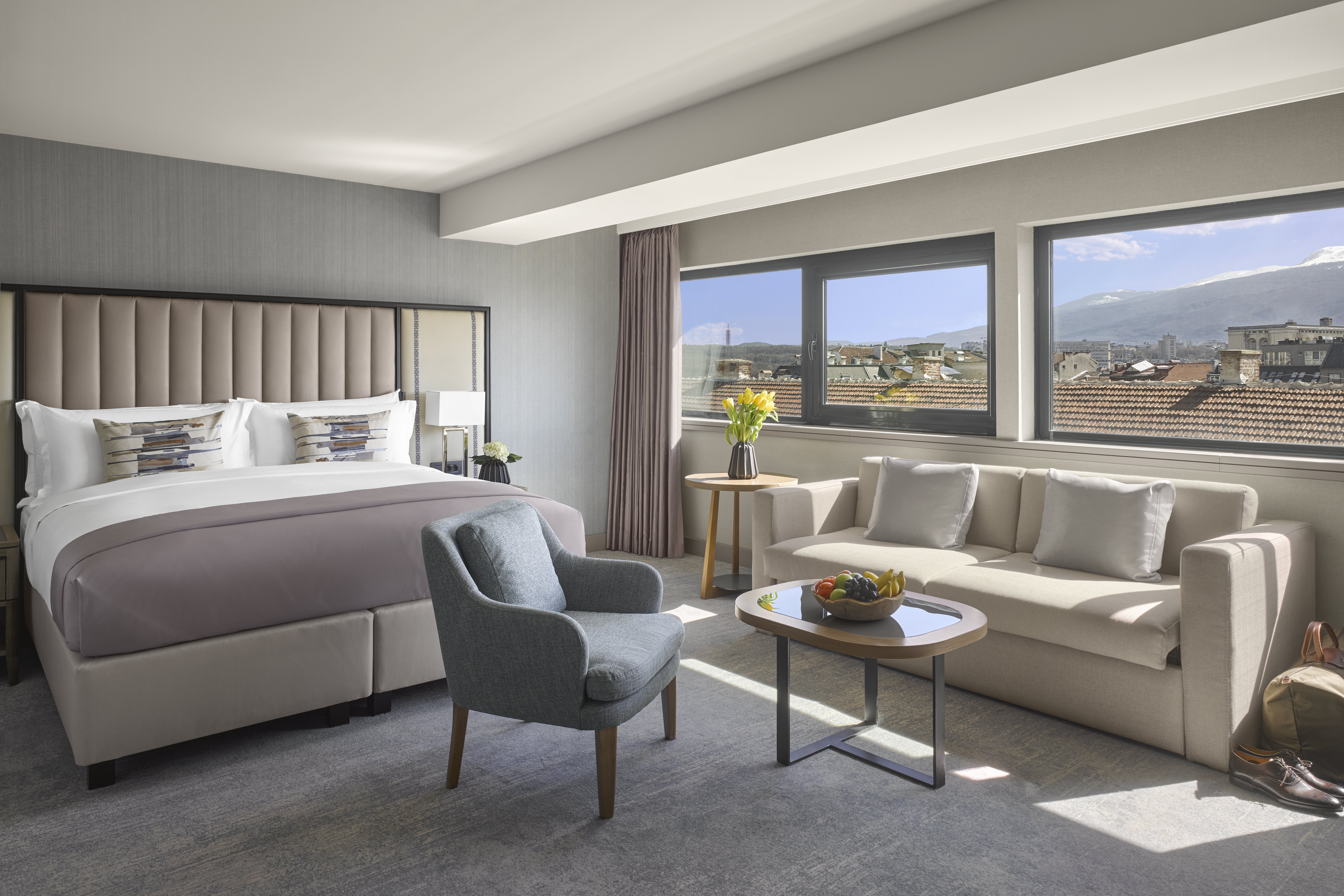 Intercontinental Sofia 24/77