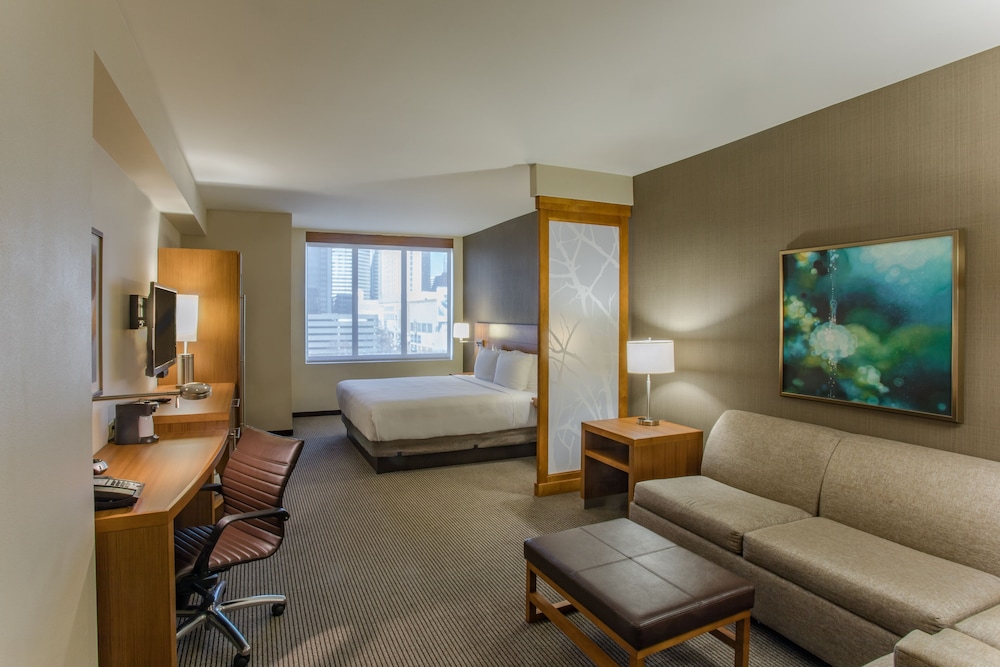 Hyatt Place Charlotte Downtown 39/68