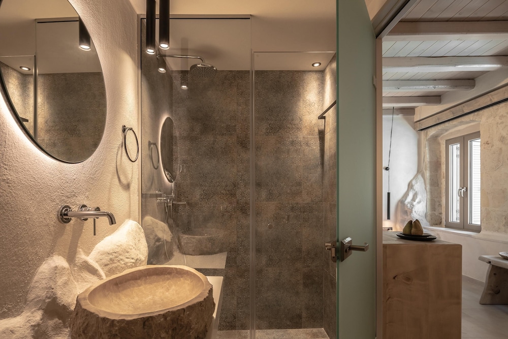Manili Boutique Suites & Villas 60/60