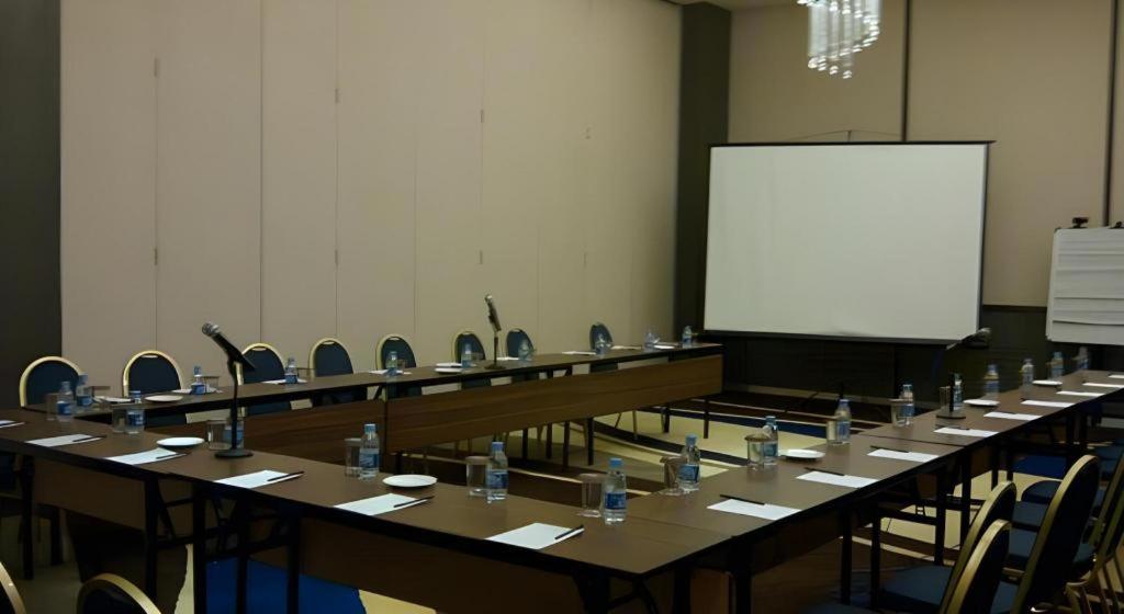 D Anaya Hotel Bogor 44/58