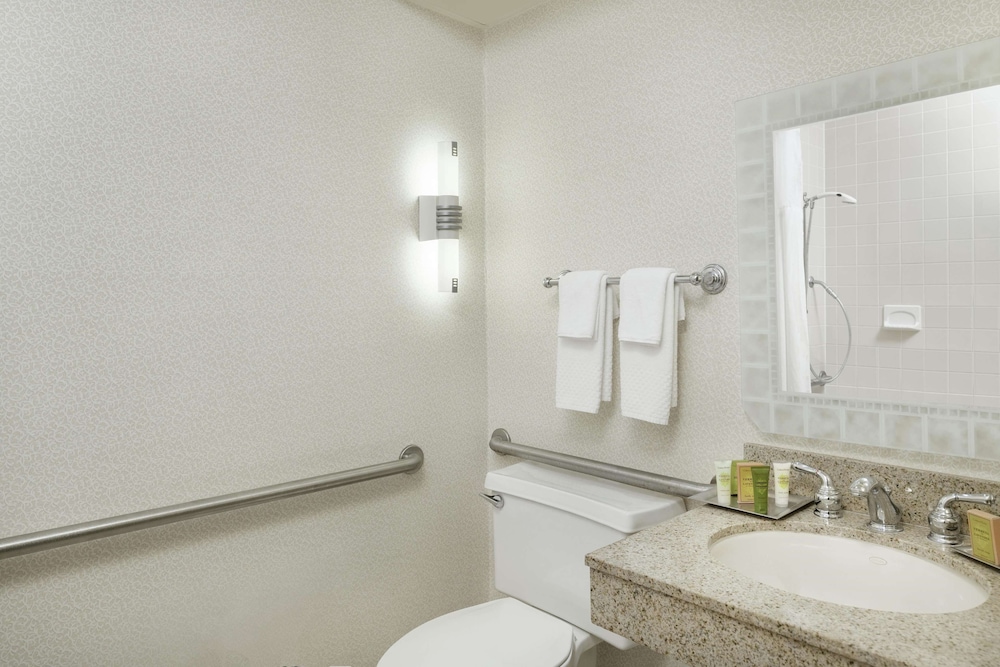 Hilton Suites Boca Raton 12/45