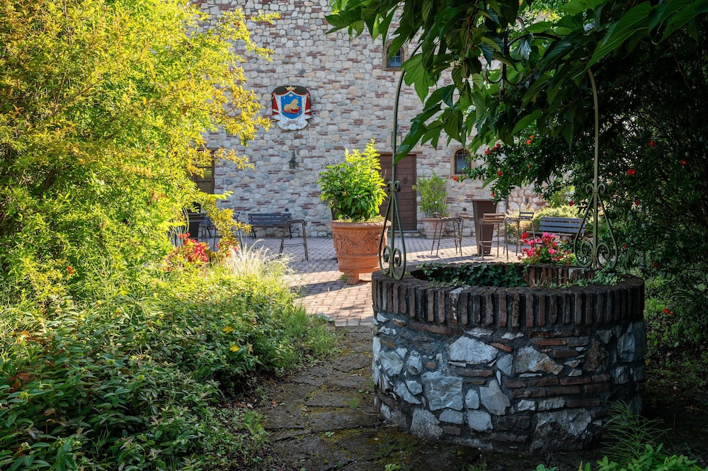 Villa Corte Degli Dei 40/50