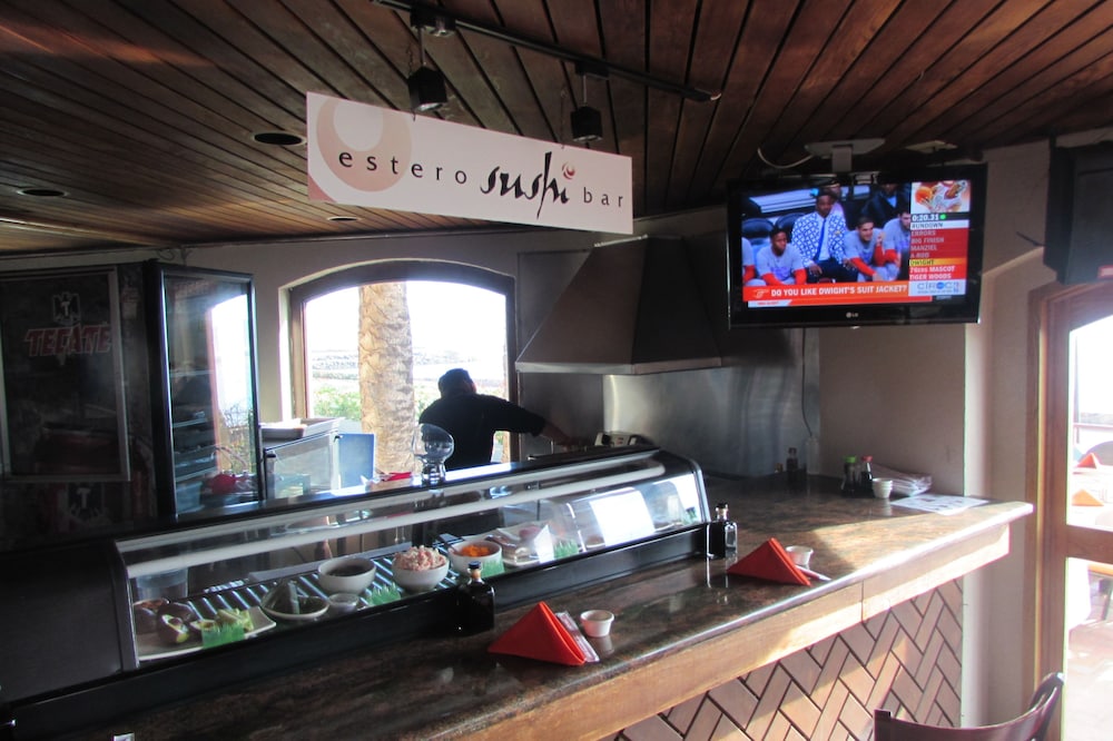 Estero Beach Hotel & Resort 10/70