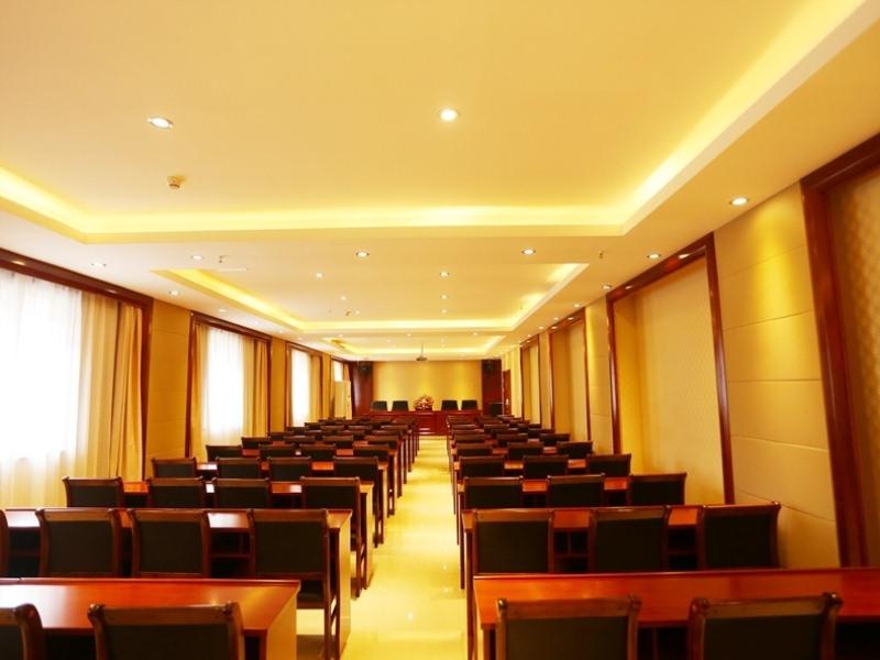 GREENTREE INN ANQING GUANGCAI MARKET PASSENGER TRASPORTATION CENTRE HOTEL 14/17