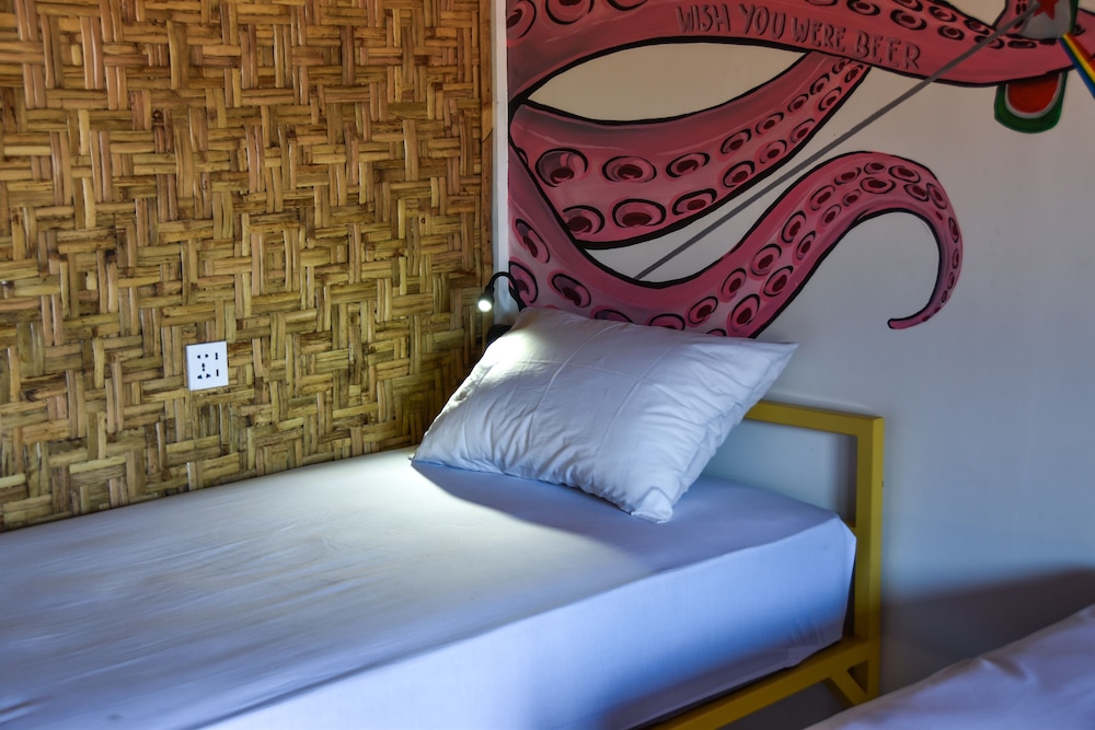 Mad Monkey Gili Trawangan 23/50