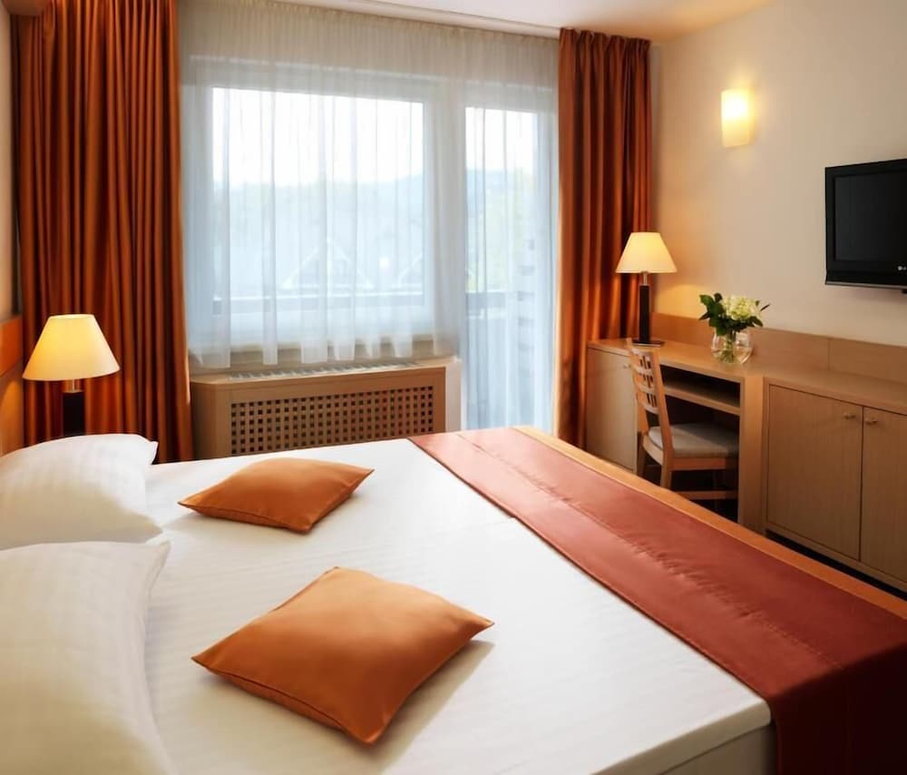 Hotel Savica 12/59