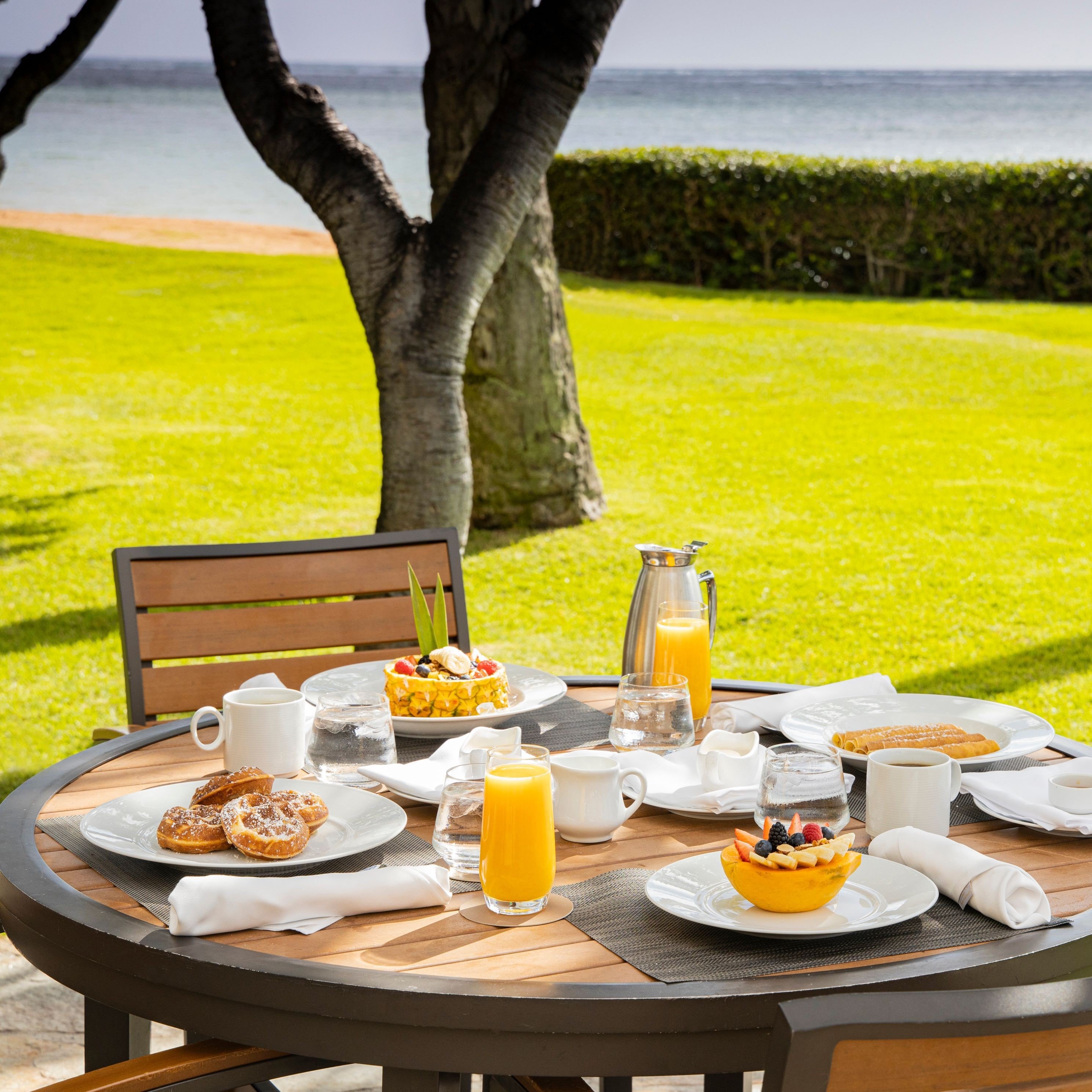 The Kahala Hotel and Resort 54/80