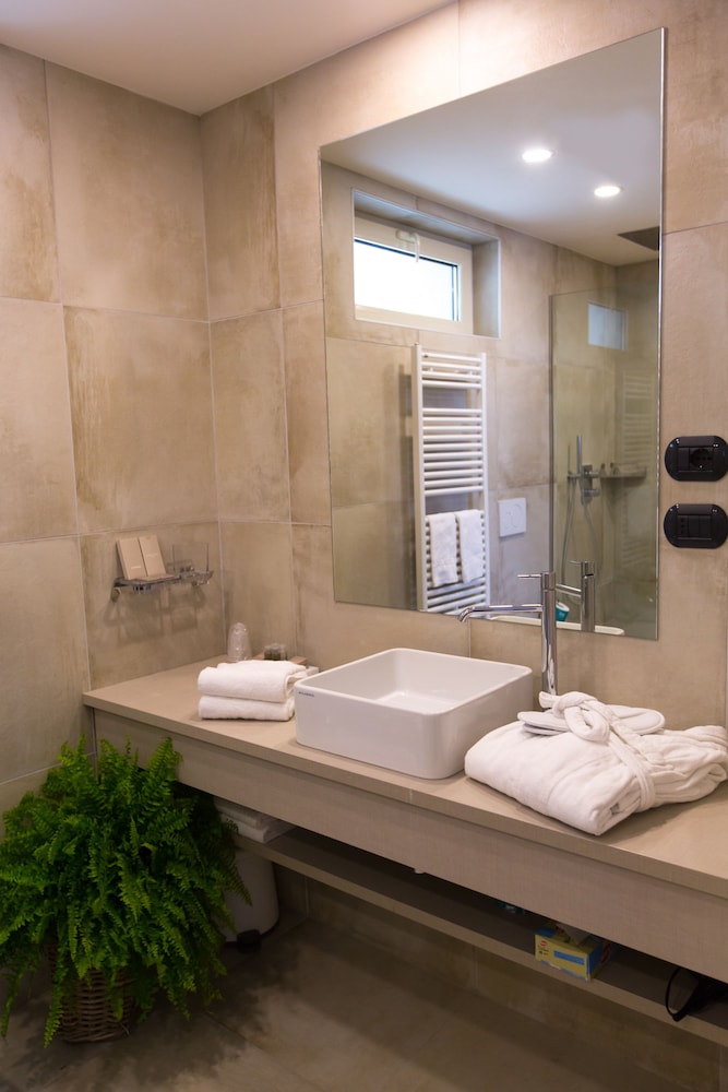Al Campanile Aparthotel Suite 20/73