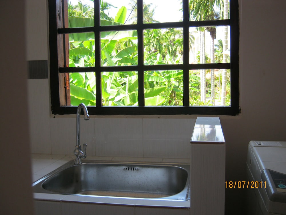 Sea Winds Resort 47/58