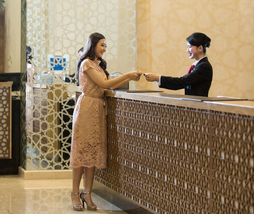 Hotel Santika Gresik 11/55