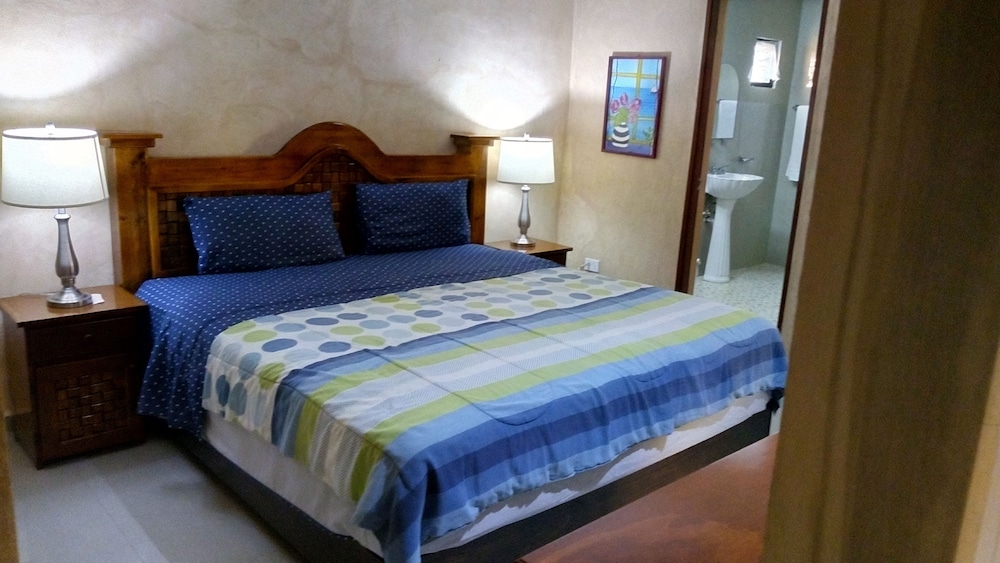 SUPERIOR, KING BED, SOFA