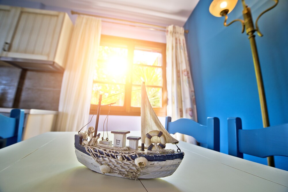 FLAMINGO HOTEL PELION 11/60